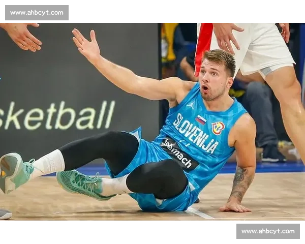 15 岁 国产东契奇 惊艳赛场 两战 20+5+5 引选秀圈瞩目 15 岁 国产东契奇 惊艳赛场 两战 20+5+5 引选秀圈瞩目