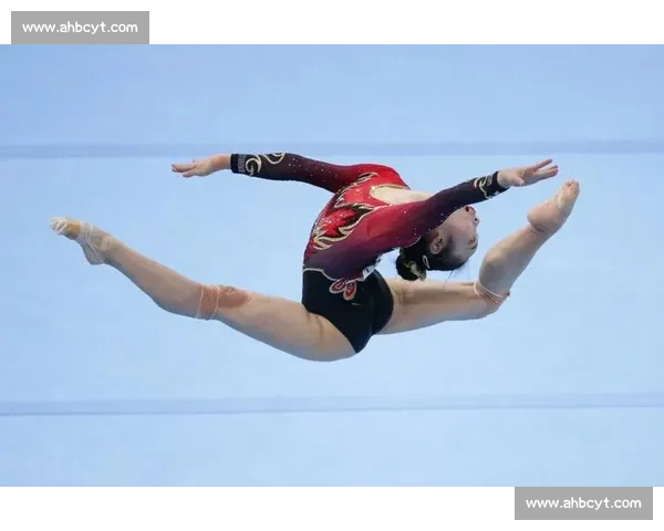 周雅琴自由体操夺冠 中国体操队亚锦赛揽 5 金 3 银 4 铜